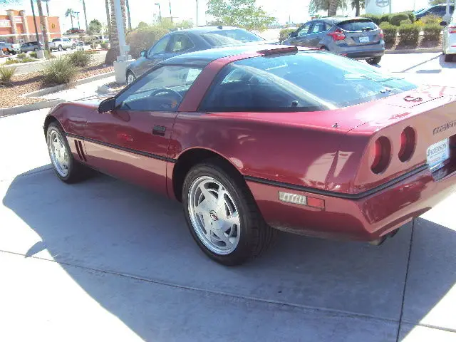1989 chevrolet corvette hatchback 2-door 5.7l