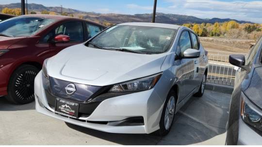 2025 Nissan Leaf