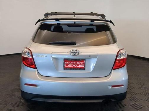 2010 toyota matrix