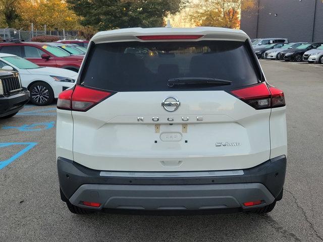 2021 nissan rogue sv