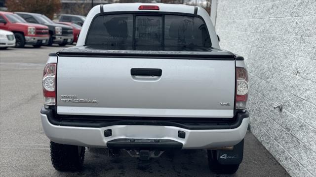 2013 toyota tacoma base