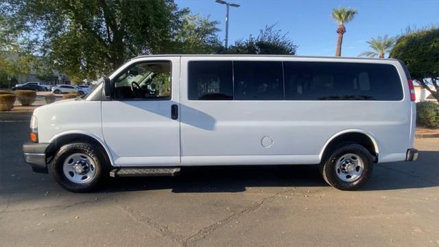 2018 chevrolet express 3500 lt