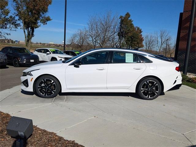 2021 kia k5 gt-line