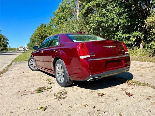 2015 chrysler 300 s