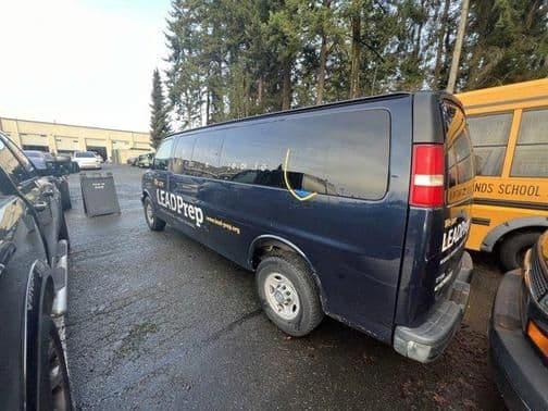 2011 chevrolet express 3500 in northwoods, illinois