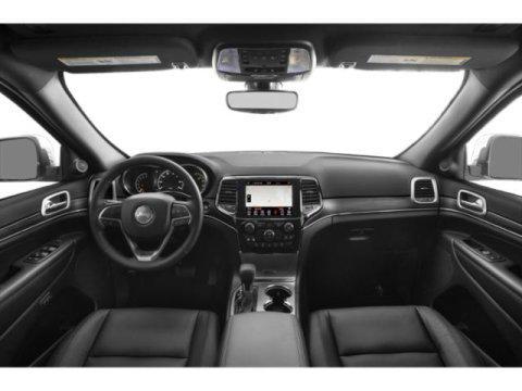 2022 jeep grand cherokee laredo