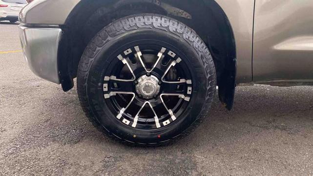 2013 toyota tundra grade