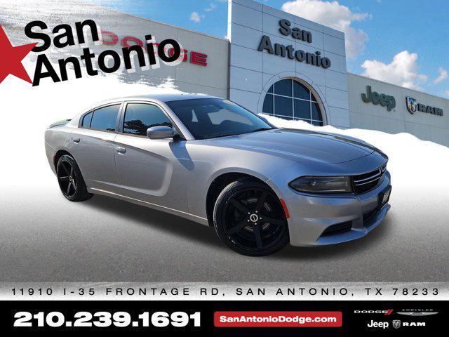 2015 dodge charger se
