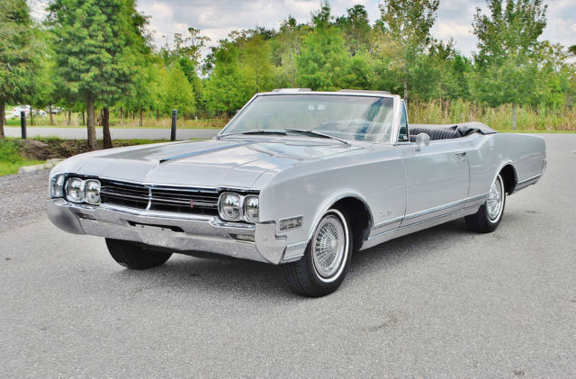 beautiful example 66 oldsmobile delta 88 convertible loaded runs great must see