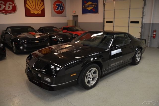 1989 chevrolet camaro iroc z free shipping low miles one owner survivor