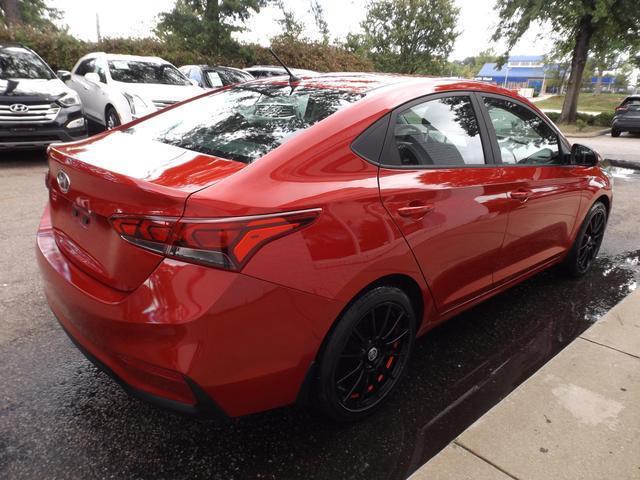 2021 hyundai accent se