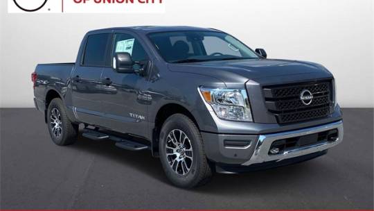 2024 Nissan Titan sv