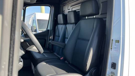 2025 Mercedes-Benz Sprinter