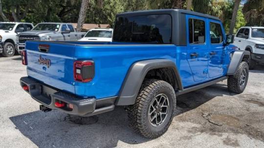 2024 Jeep Gladiator