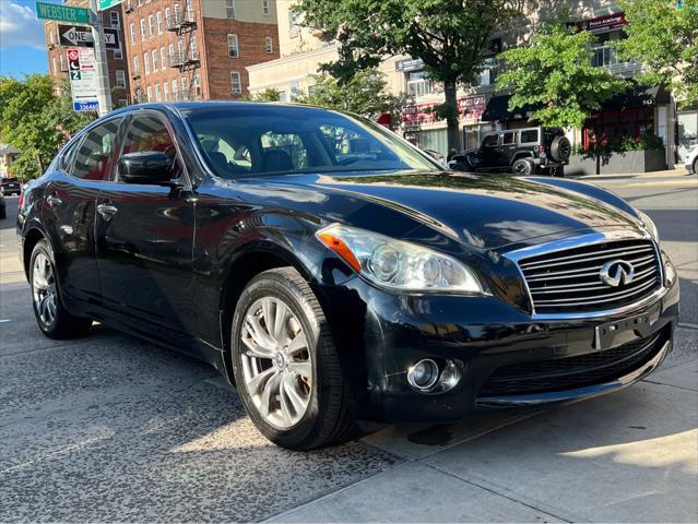 2012 infiniti m37x base