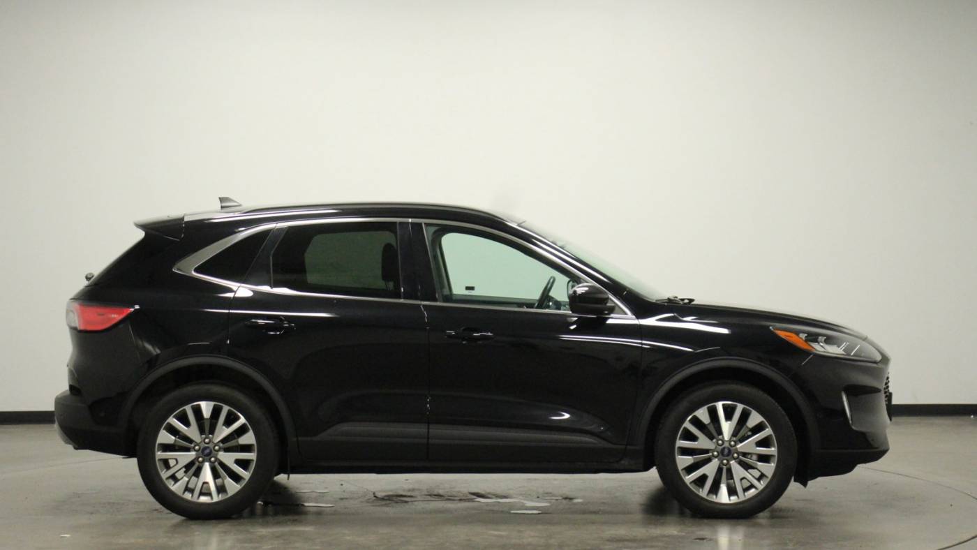 2021 ford escape hybrid titanium
