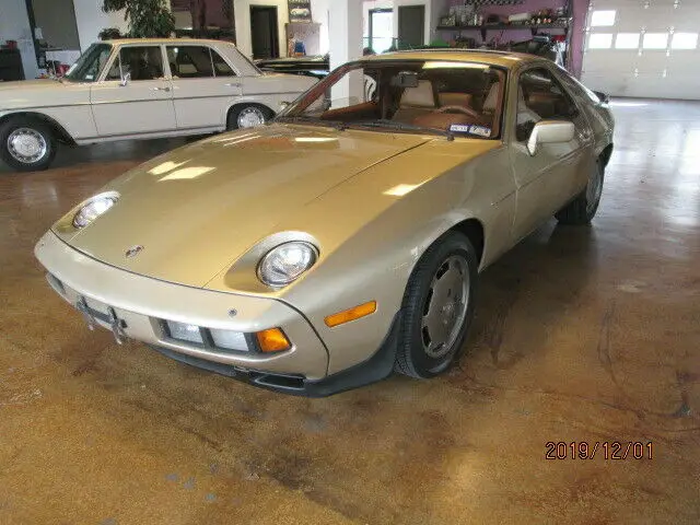 no rust ! 1owner from texas weissach option all paperwork low miles