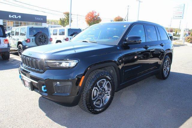 2022 jeep grand cherokee 4xe trailhawk