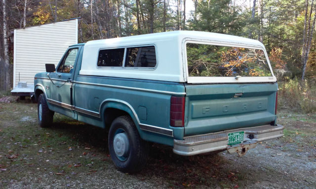 1982 ford f250 xlt pick up truck