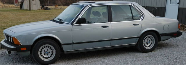 1984 bmw 733i lots of new parts runs and drives.. no reserve
