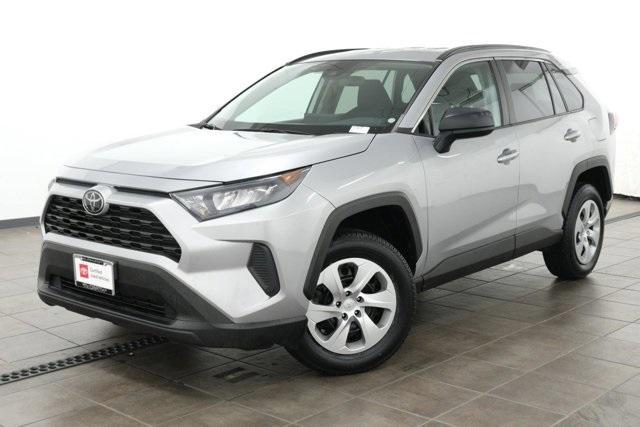 2021 toyota rav4 le