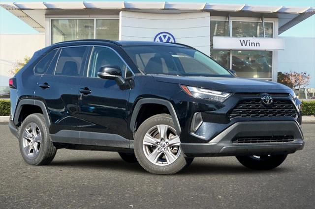 2022 toyota rav4 xle