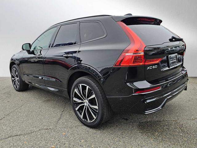2024 volvo xc60 b5 plus dark