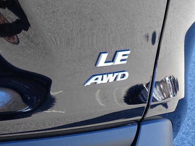 2023 toyota rav4 le