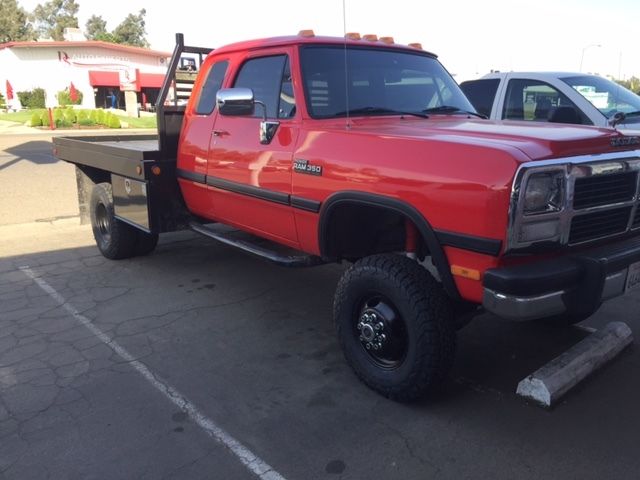 1992 intercooled 5.9 cummins diesel 4x4 extended cab in excellent condition