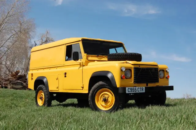 rare find 1985 land rover defender 110 - low miles - runs and drives 100%