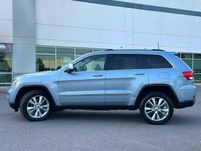 2012 jeep grand cherokee laredo