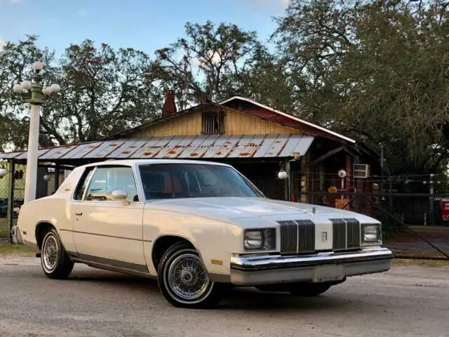 1979 oldsmobile cutlass supreme brougham automatic rwd v8 (unrestored)