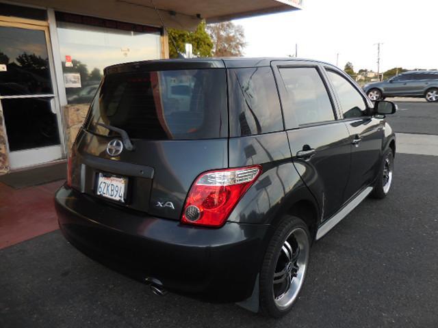 2006 scion xa