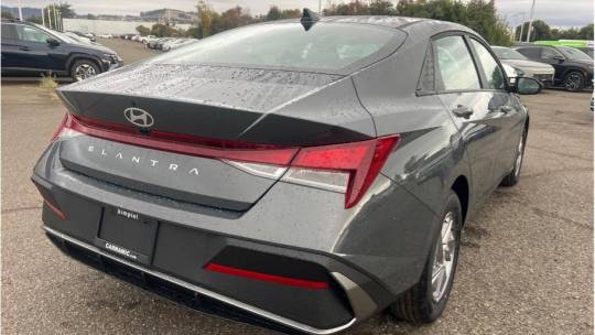2025 Hyundai Elantra