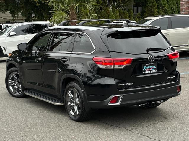 2017 toyota highlander limited