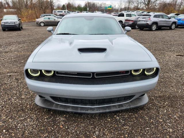 2022 dodge challenger r/t