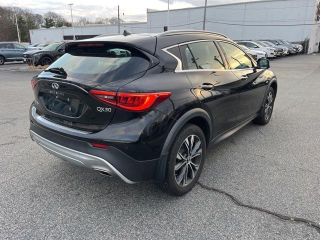 2019 infiniti qx30 essential