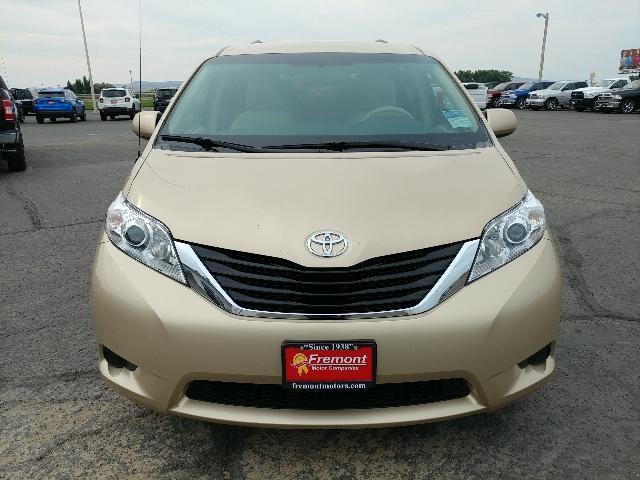 2013 toyota sienna le 7-passenger auto access seat le 7-passenger auto access seat 4dr mini-van for sale in clark, wyoming