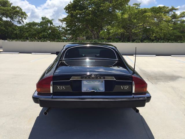jaguar xjs v12 coupe low miles clean autocheck garage kept showroom condition!