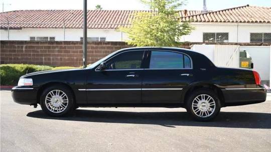 2008 Lincoln Town Car