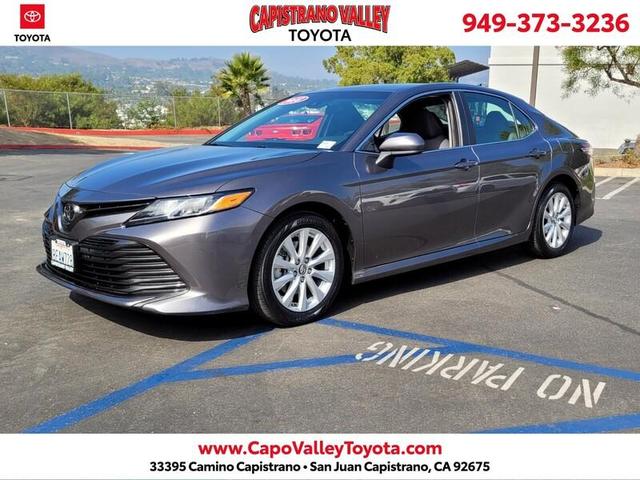 2018 toyota camry le