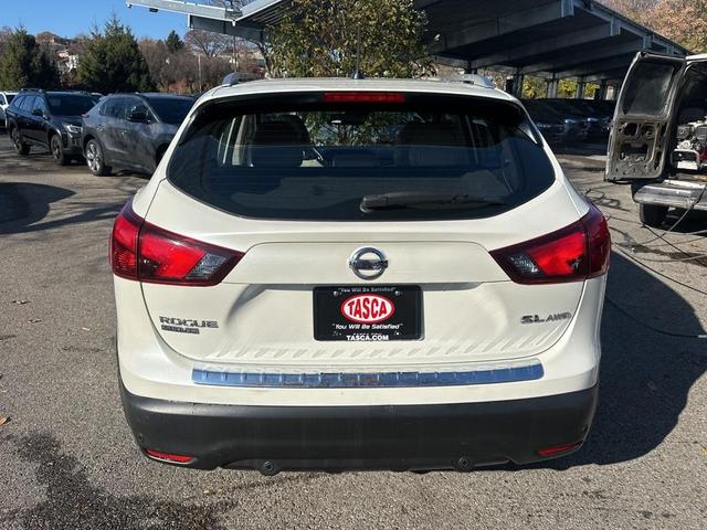 2019 nissan rogue sport sl