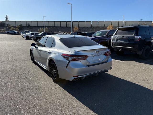 2024 toyota camry hybrid xse