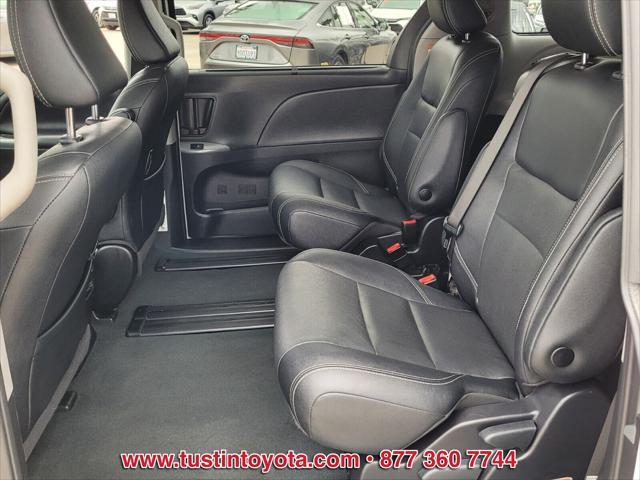 2020 toyota sienna l