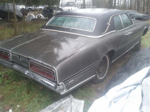 1969 thunderbird, rare 4 door(suicide doors), 429 thunderjet, automatic, a/c