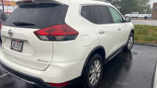 2019 nissan rogue sv