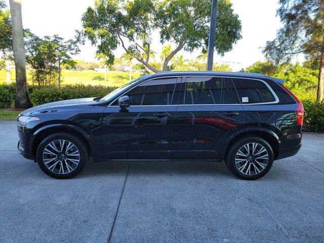 2022 volvo xc90 momentum