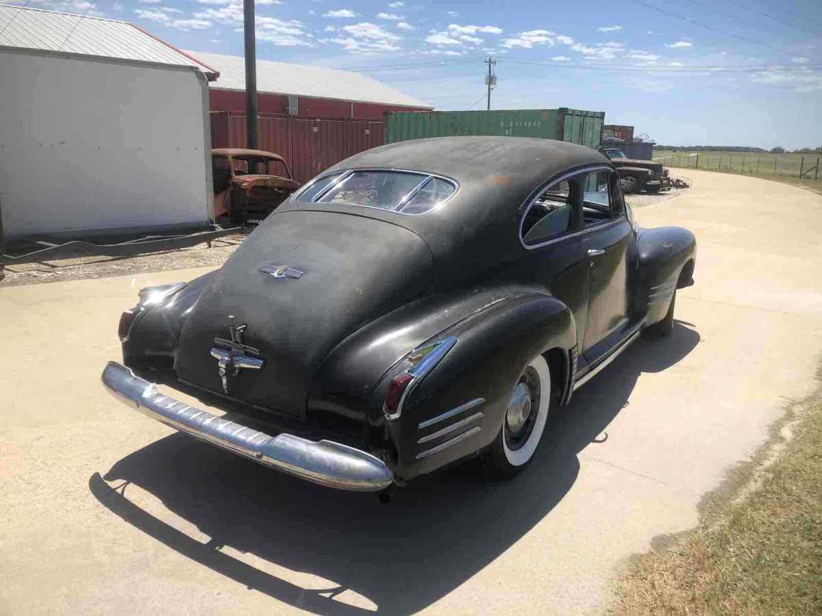 1941 cadillac series 61 sedan black rwd automatic