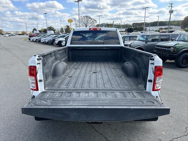 2023 ram 3500 big horn crew cab 4x4 8' box