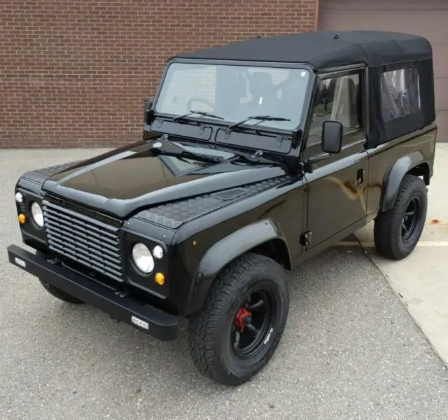 land rover defender 90 soft top 2.5 diesel